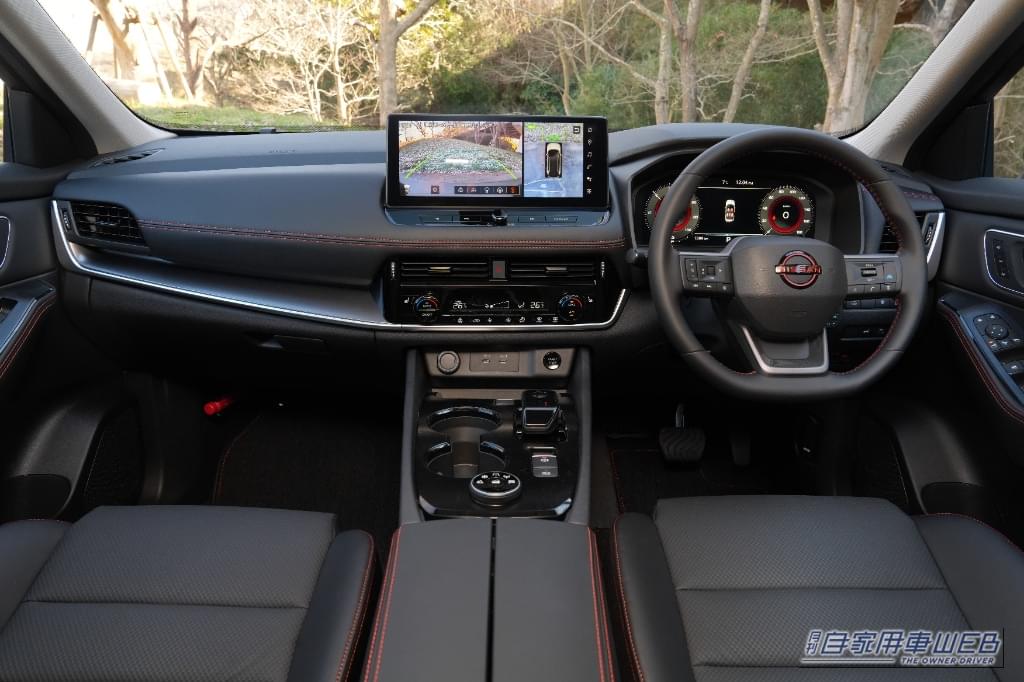 |日産エクストレイル用TV-KITが登場!大画面をフル活用し、移動中のテレビ視聴が可能に