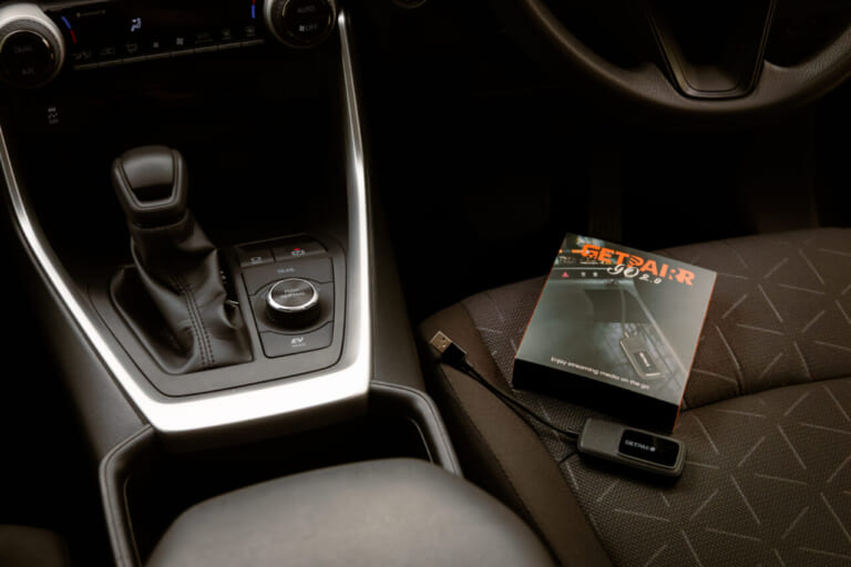 GetPairr Go｜カーナビでNetflixやYouTube「簡単に見れます」スマホ連携も容易。安価なのが嬉しい秘密兵器。