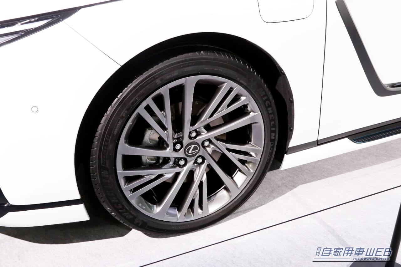 |フォルムを研ぎ澄ます「漆黒ライン」が斬新。春デビューの新型セダンを、いち早くモデリスタが本気カスタム!