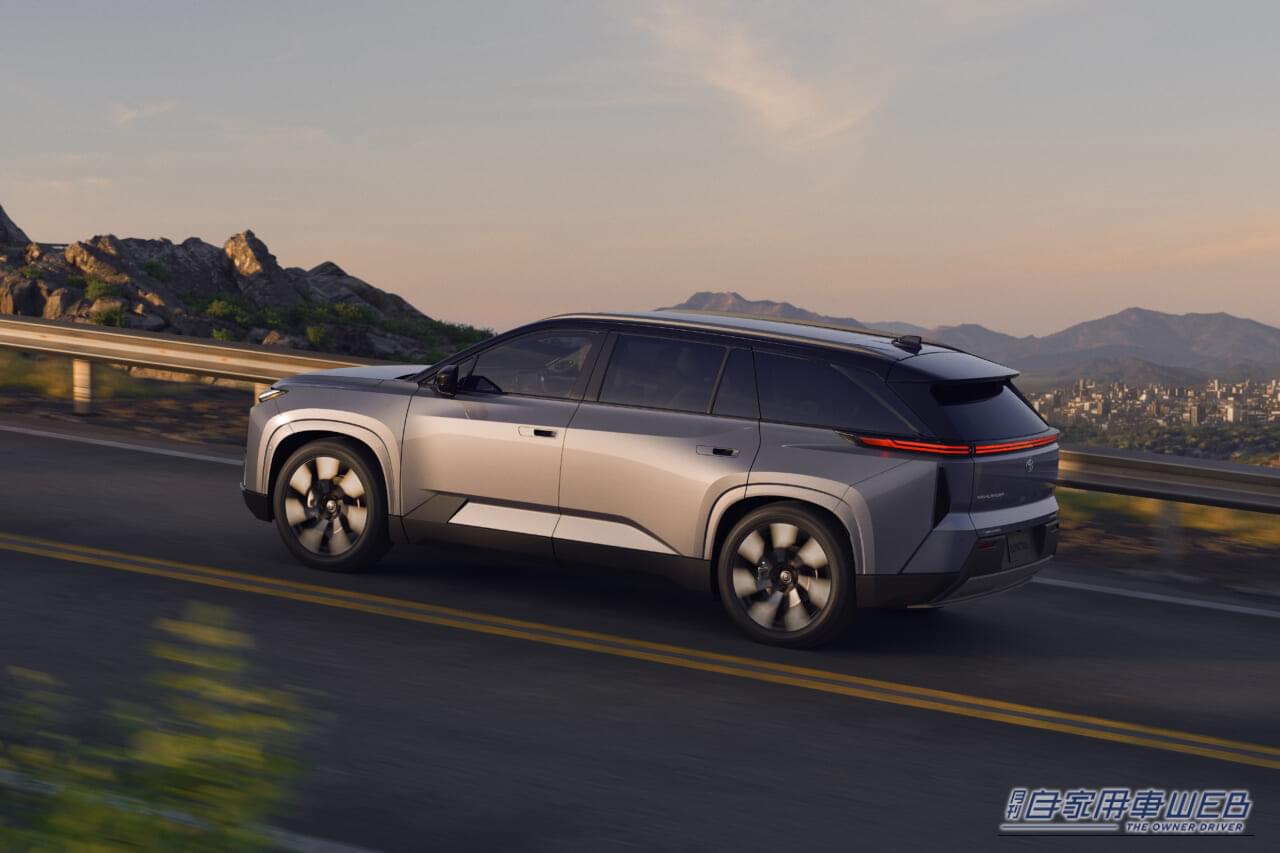 ｜トヨタ、北米で新型「ハイランダーBEV」を世界初公開【北米初の3列シート電気自動車が登場へ】