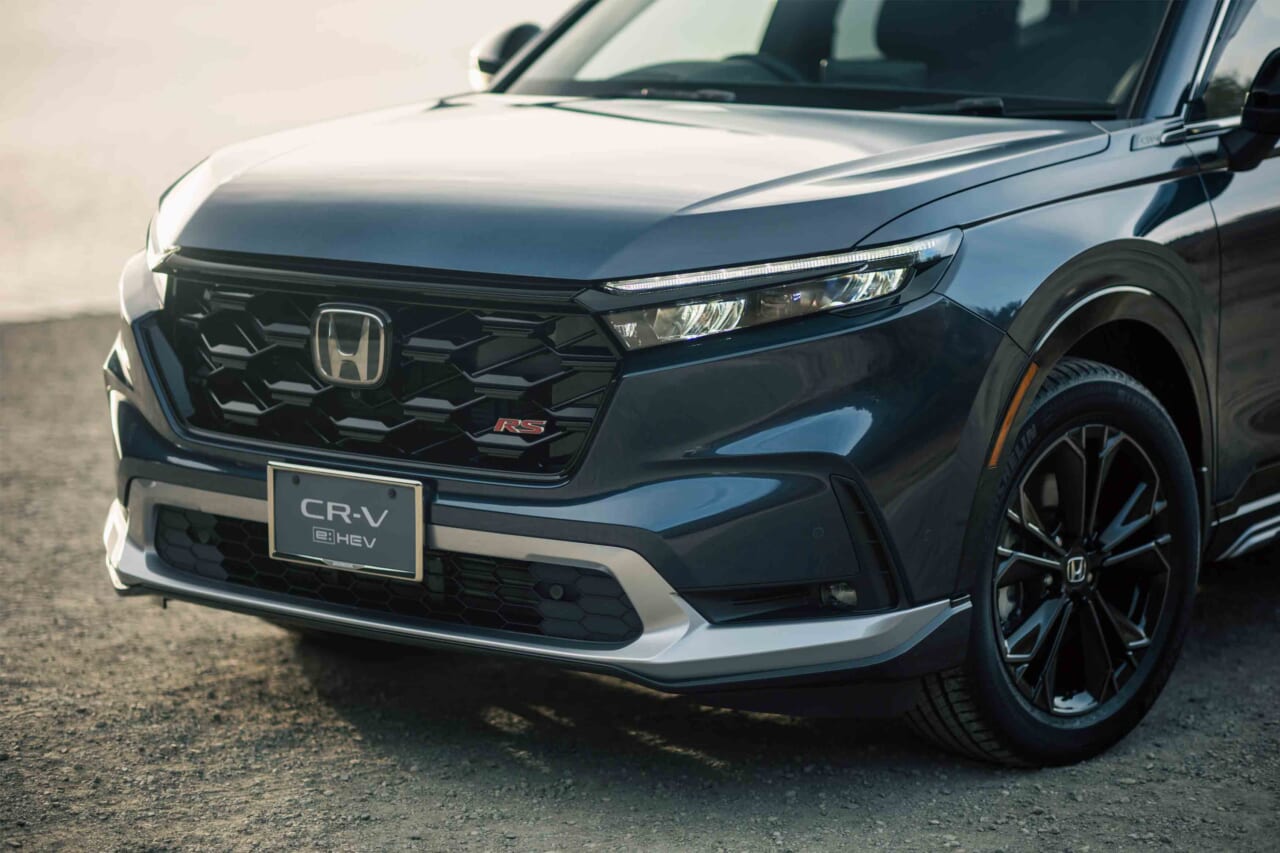 |新型CR-V純正カスタム登場。2つのプレミアムスタイルを提案