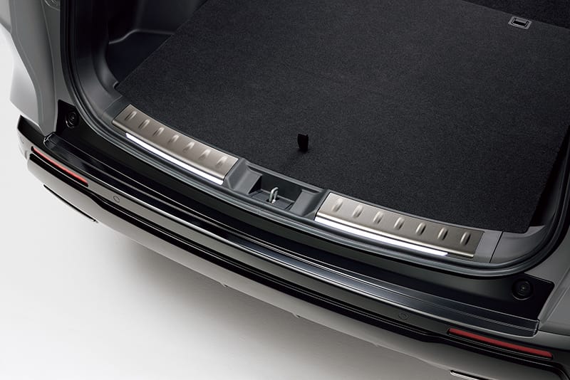 |新型CR-V純正カスタム登場。2つのプレミアムスタイルを提案