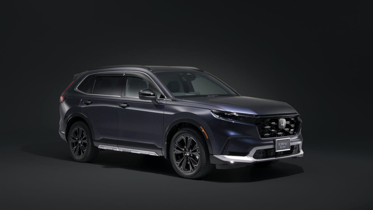 ｜新型CR-V純正カスタム登場。2つのプレミアムスタイルを提案