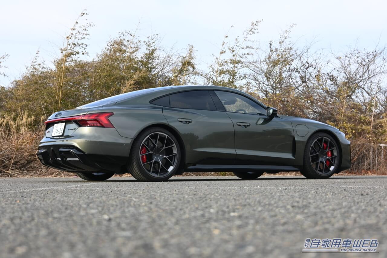|アウディ史上もっともパワフルな「RS e-tron GT performance」試乗【鳥肌ものの加速と、極上のハンドリングフィール】
