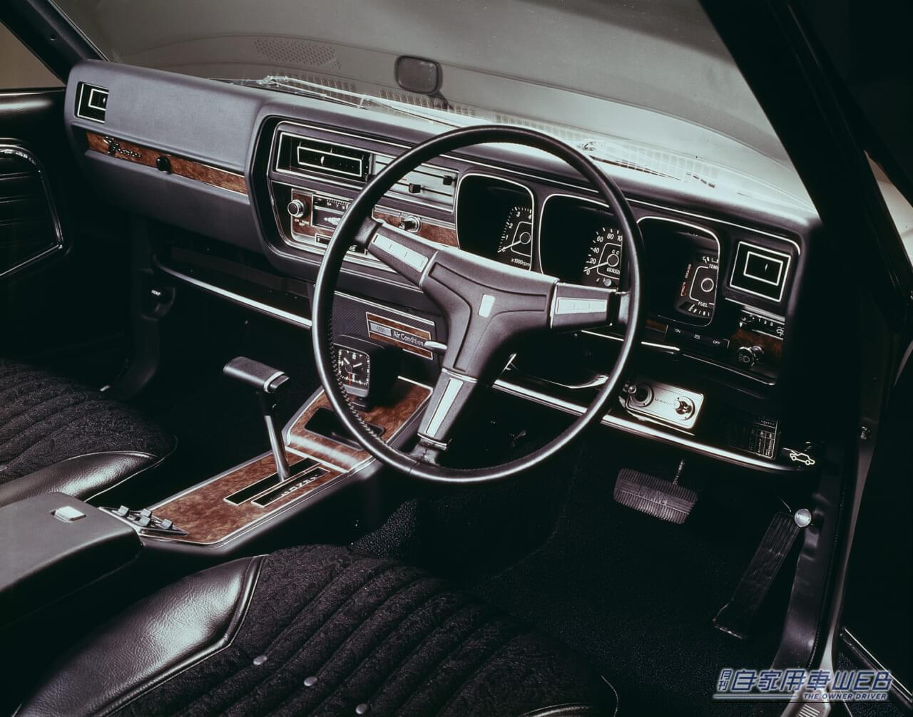 |曲線美の極致とも言える「コークボトル・ライン」を纏い国産高級車の概念を変えた「革命児」