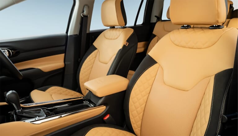 ジープ限定車「トラックエディション」発売。ブラウン×ブラックの特別内装をコンパス＆コマンダーに設定