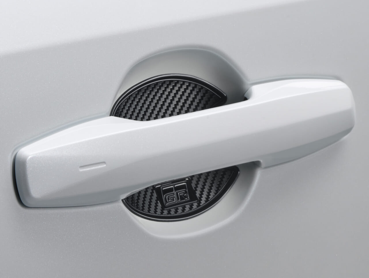 ｜新型RAV4 PHEV用「GRパーツ」登場【空力性能と走りの質を極める、贅沢なチューンドパーツがズラリ】