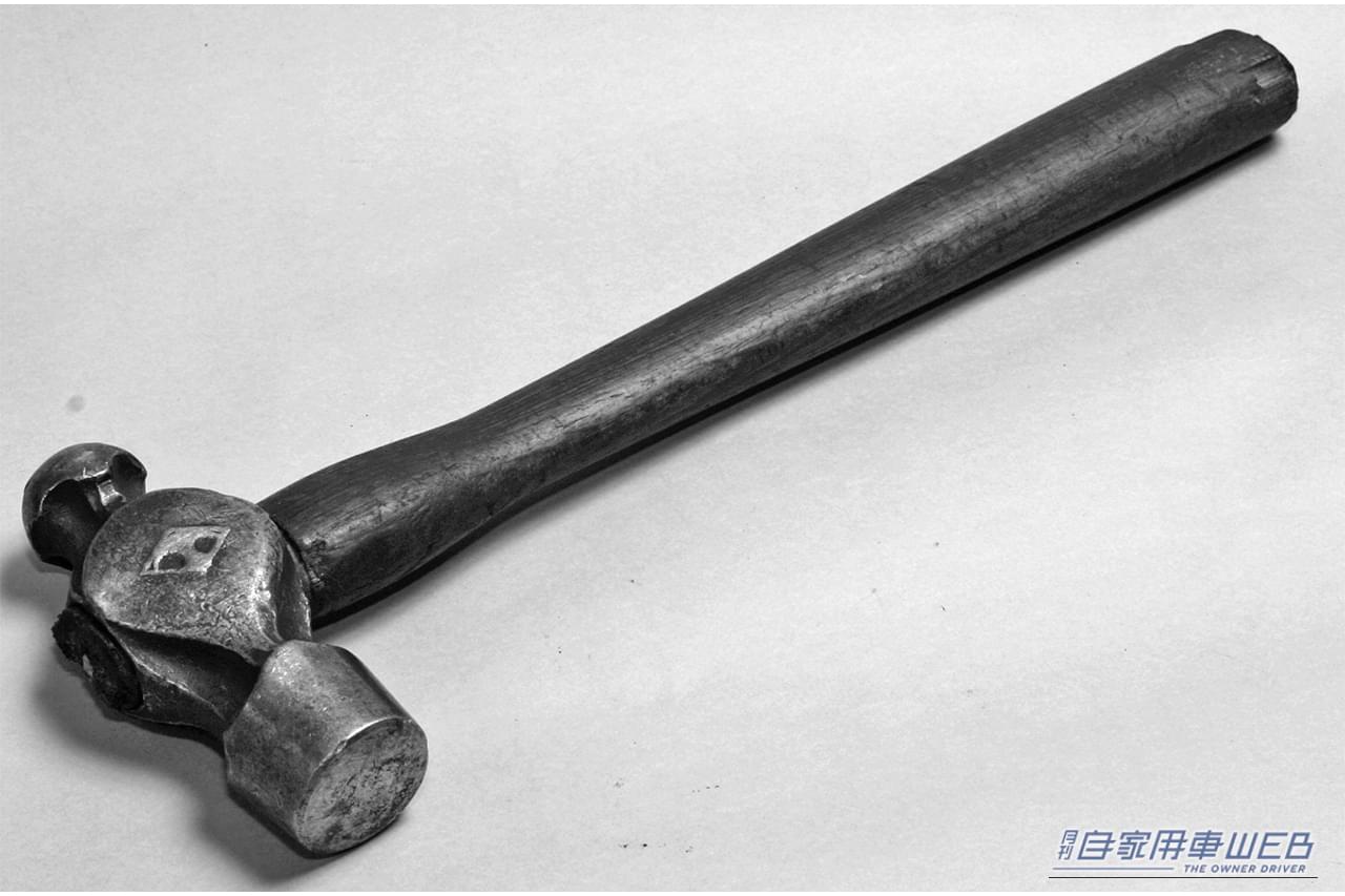 ハンマー|「これマジでスゴい…」固着したネジが瞬時にゆるむ驚きの裏ワザ。誰でも実践可能なテクニックを紹介