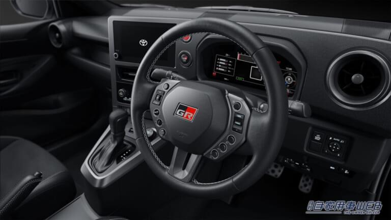 GRステアリングホイール｜モータースポーツの極限で磨かれた「26式GRヤリス」が登場
