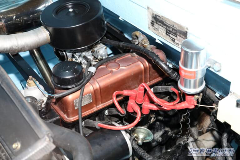 アンフィカーのエンジンルーム。｜「これはスゴいわ…」日本のガレージでとんでもない激レア車両が眠っていた！ ピカピカにしてオークション出品すると、スゴい展開に…！