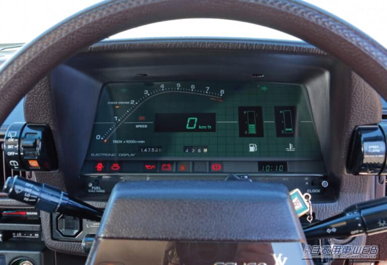 トヨタ セリカXX2800GT(1981年式) メーター|「Cd値0.35の空力ボディ」&直6の咆哮、そしてオートドライブとデジタルメーターを装備した”走るコンピューター”A60型