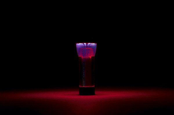 WINDSWAVESのオーロラライトのグラデーションモード｜「そんな使い方ができるんだ…？」あらゆる車両に設置可能！ 1つ持っておくと何かと重宝するアイテムを紹介