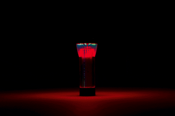 WINDSWAVESのオーロラライトのグラデーションモード｜「そんな使い方ができるんだ…？」あらゆる車両に設置可能！ 1つ持っておくと何かと重宝するアイテムを紹介