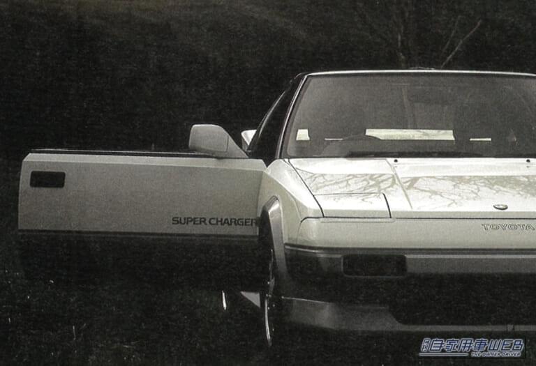 「トヨタの冒険心が火をつけた日本初の量産ミッドシップ」 時代を射抜いた2シーター・ランナバウト