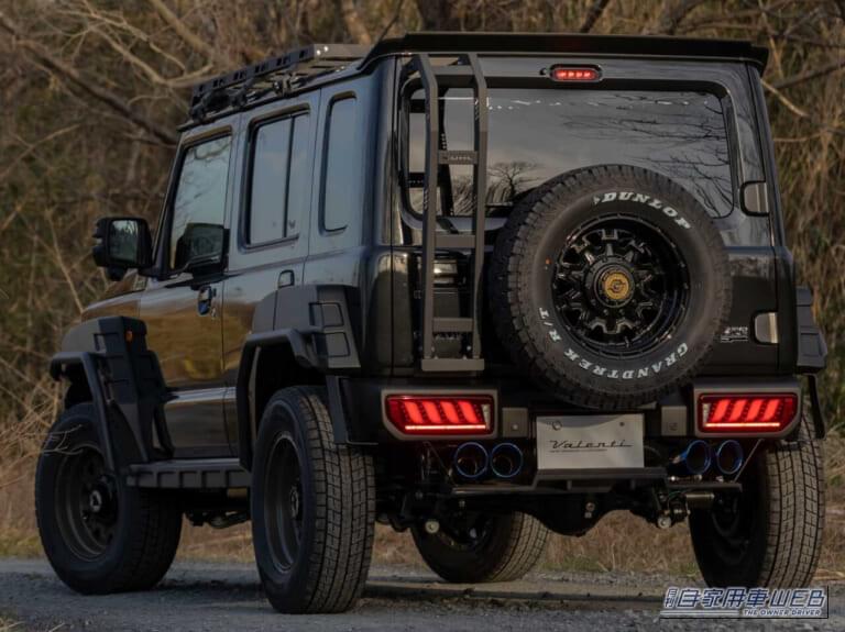 「現行ジムニーの存在感がめっちゃアップ！」夜間走行で際立つテールランプを見よ‼︎