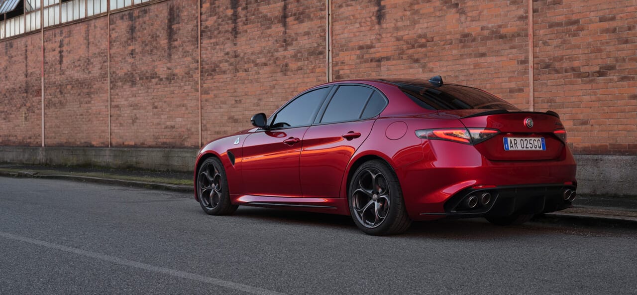 |アルファロメオの特別な“赤”を纏う、希少な世界限定車「コレッツィオーネ」【ジュリア/ステルヴィオに設定、国内には合計13台を導入】