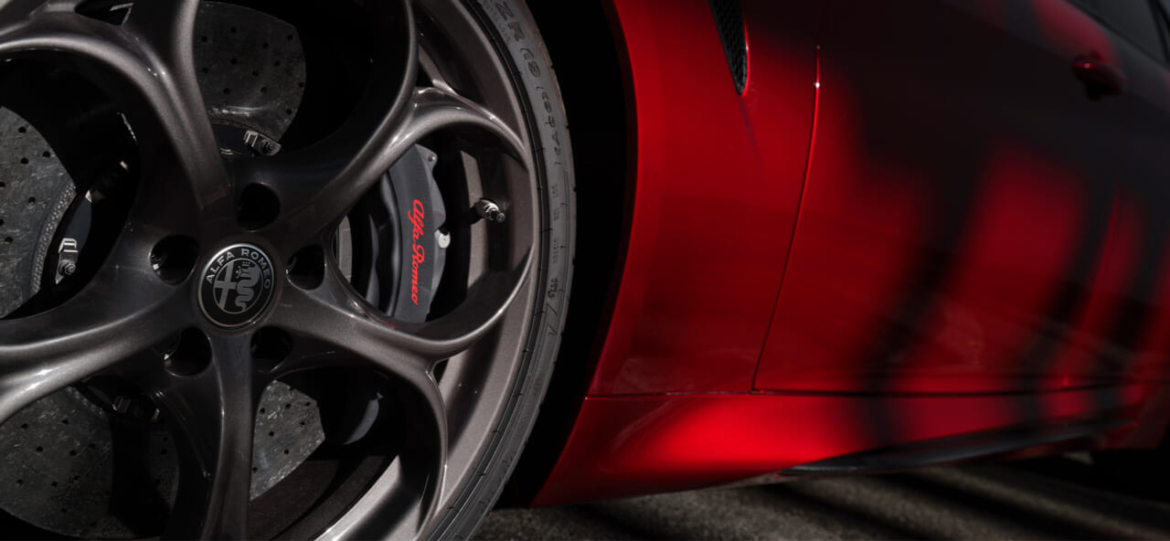 ｜アルファロメオの特別な“赤”を纏う、希少な世界限定車「コレッツィオーネ」【ジュリア／ステルヴィオに設定、国内には合計13台を導入】