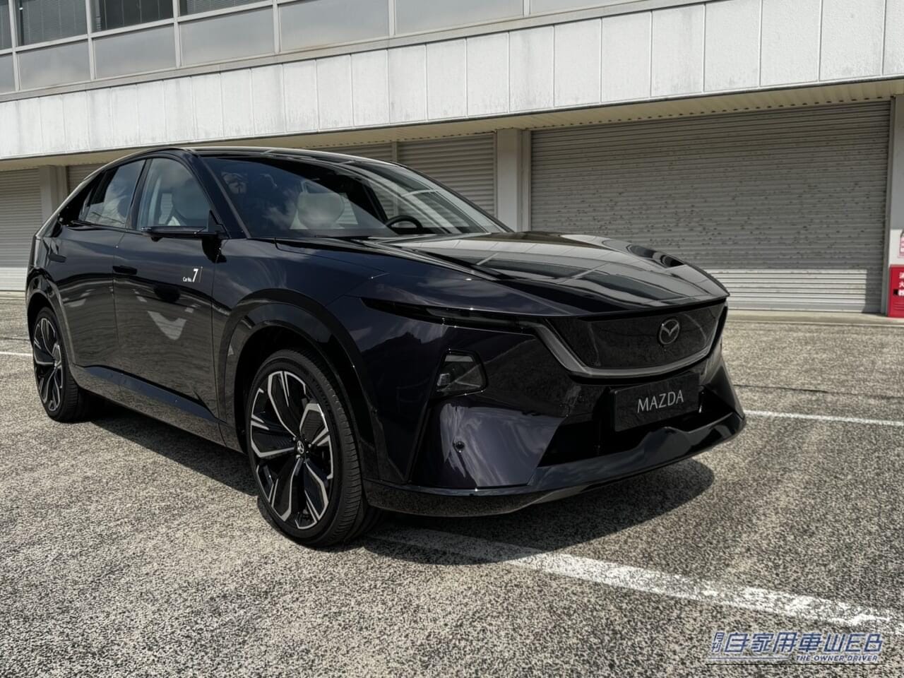 ｜「これがマツダの電気自動車です」日本未導入の『EZ-60』って…？ マツダの“電動クロスオーバーSUV”に乗ってみた。