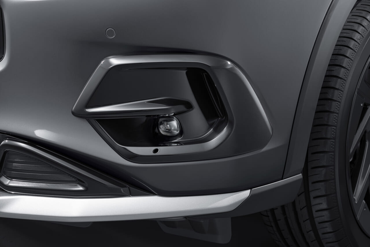 |「イメージ一変の新グリル」「RVルックのボディパーツ」を新設定。ホンダZR-V(改良新型)純正アクセサリー発売【ナビも最新11.4インチ型に】