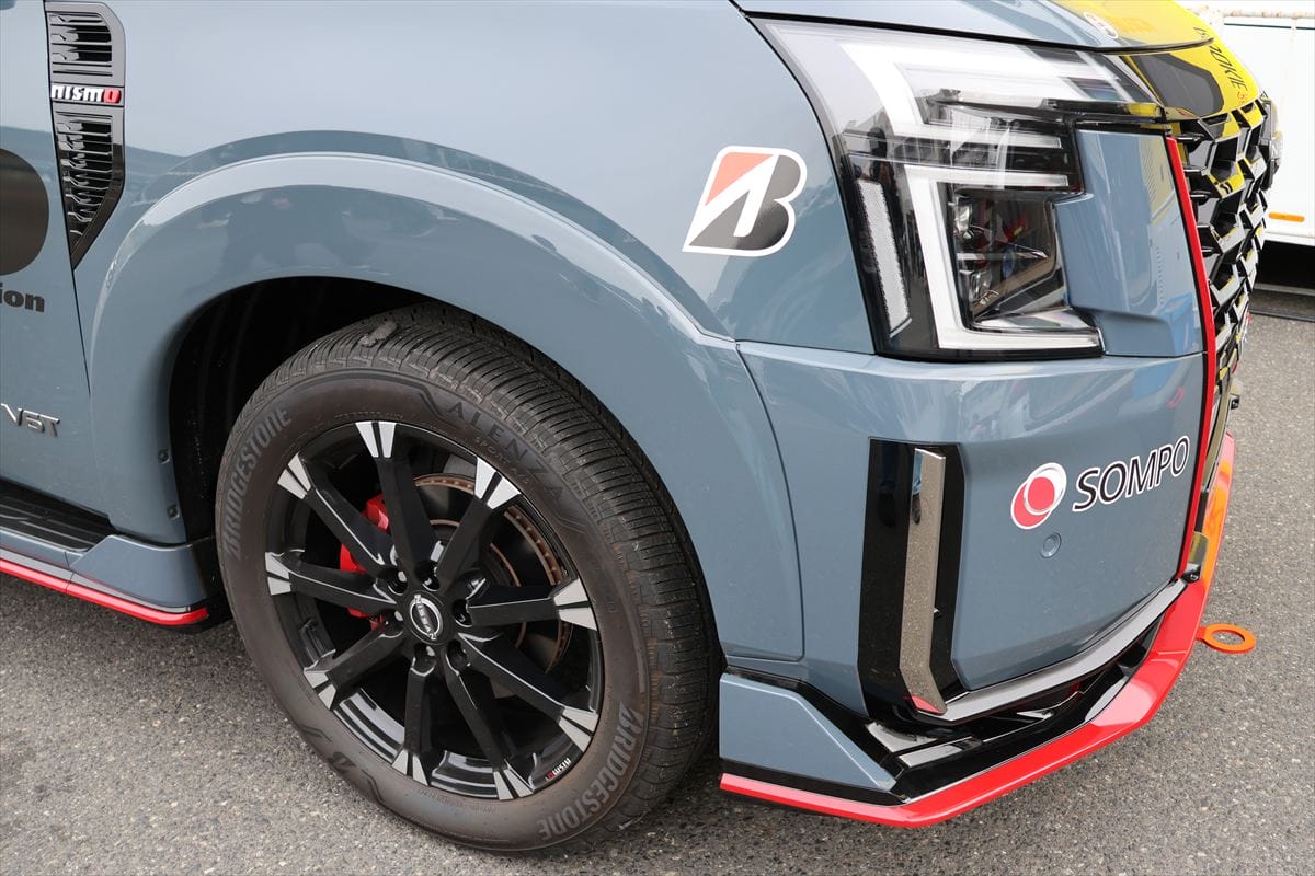 ｜日産が新型「パトロールNISMO」を緊急対応車両としてSUPER GTに寄贈！