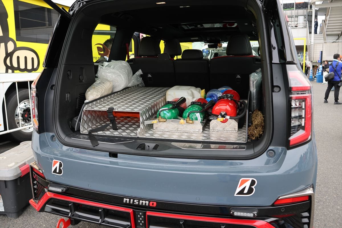 ｜日産が新型「パトロールNISMO」を緊急対応車両としてSUPER GTに寄贈！