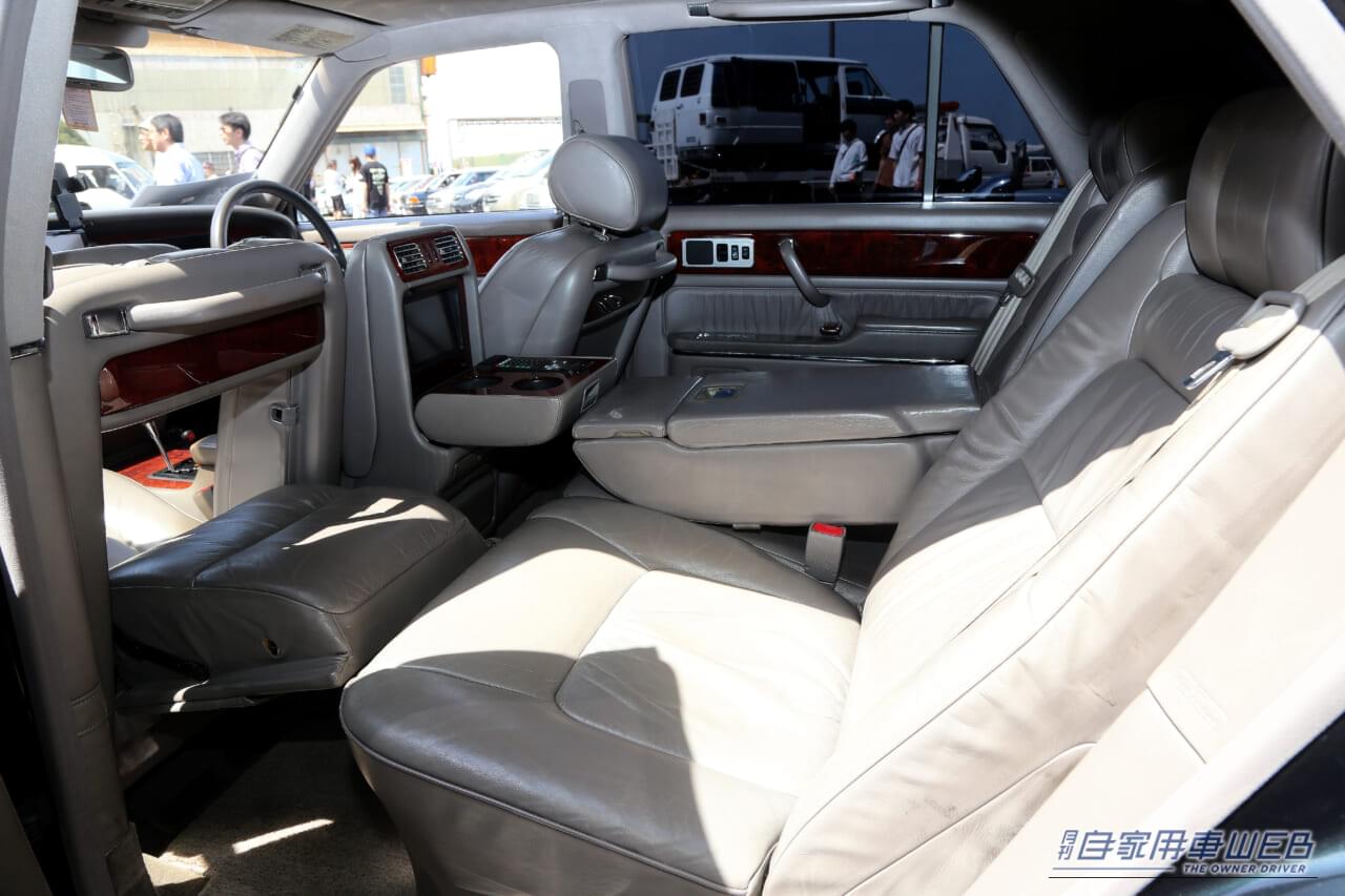 |子供を守るために選んだ「走る要塞」。走行56万kmでも極上だった国産VIPカーの頂点モデル。法人ワンオーナーの底力に脱帽です【高速有鉛フェスティバル】