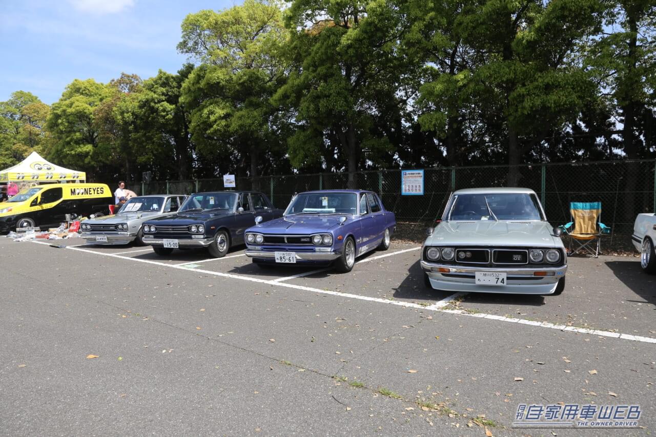 ｜変態グルマ480台の衝撃！「普通じゃない車」が主役の「高速有鉛フェスティバル2026」レポ。救急車から電動モトコンポまで大集結！