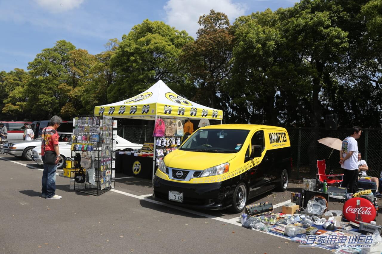 ｜変態グルマ480台の衝撃！「普通じゃない車」が主役の「高速有鉛フェスティバル2026」レポ。救急車から電動モトコンポまで大集結！