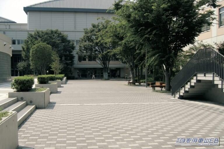 石畳/ブロック/レンガ|「普段使ってるのに、こんな歴史があったなんて知らなかった!」かつては”世界最悪”と評された日本の道路が、世界最高レベルになるまでの道のり‼︎