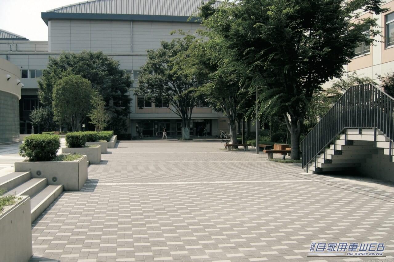 石畳／ブロック／レンガ｜「普段使ってるのに、こんな歴史があったなんて知らなかった！」かつては”世界最悪”と評された日本の道路が、世界最高レベルになるまでの道のり‼︎