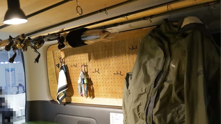 トヨタ車が「おしゃれポップ」な素敵デザインに。「こんなに入るの…？」収納力もハンパない