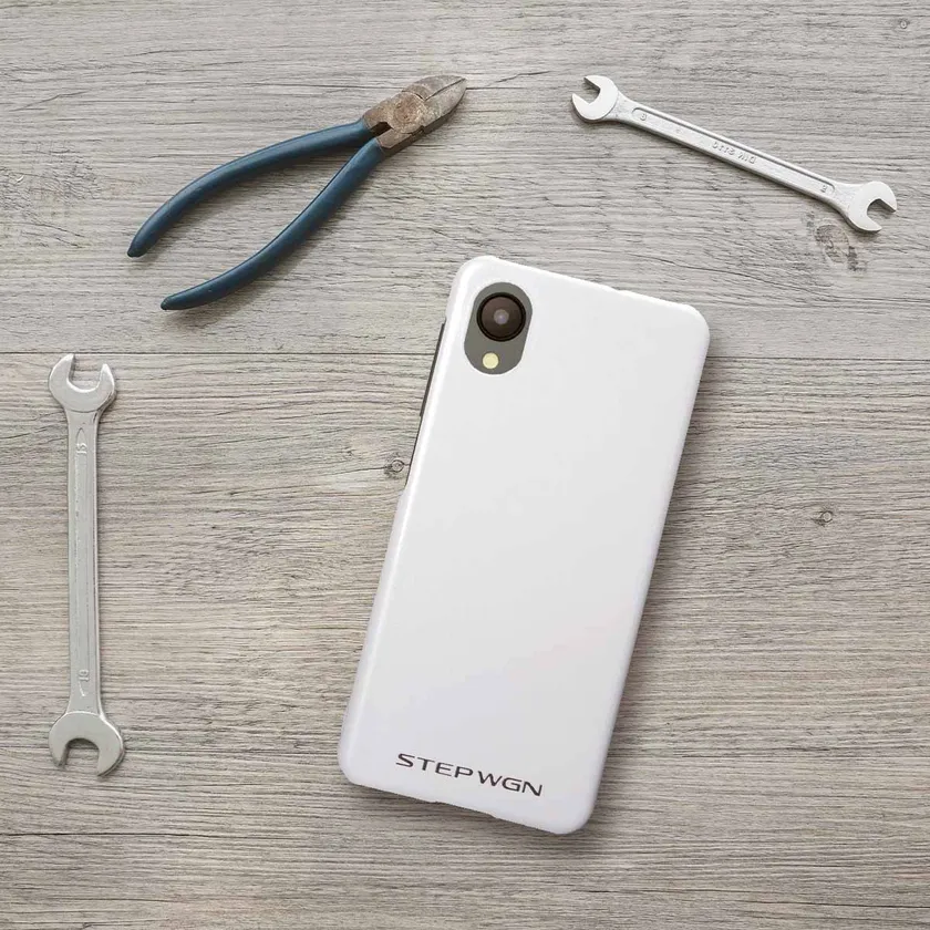 ホンダ スマホケース｜ホンダ『ステップワゴン』の実車カラーを再現したスマートフォンケースが登場！