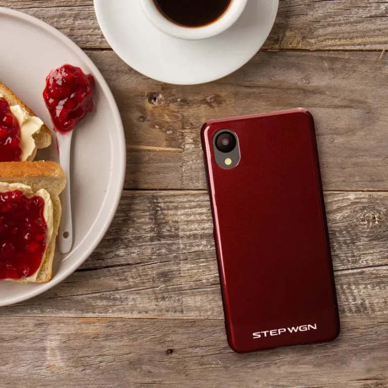 ホンダ スマホケース｜ホンダ『ステップワゴン』の実車カラーを再現したスマートフォンケースが登場！