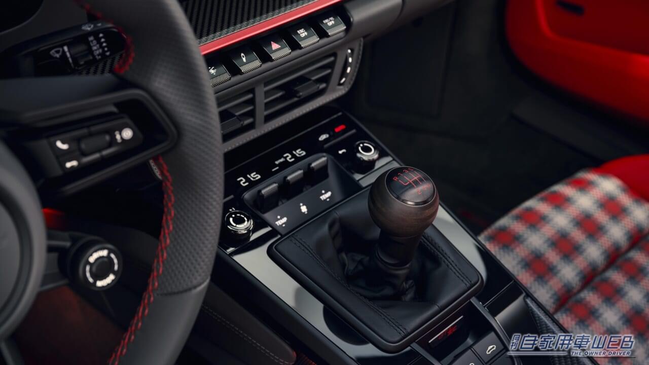 |自然吸気エンジンのMT仕様、そしてカブリオレ。こんなスポーツカーは、世界的にも極めて希少!【ポルシェ911 GT3 S/C 国内予約スタート】