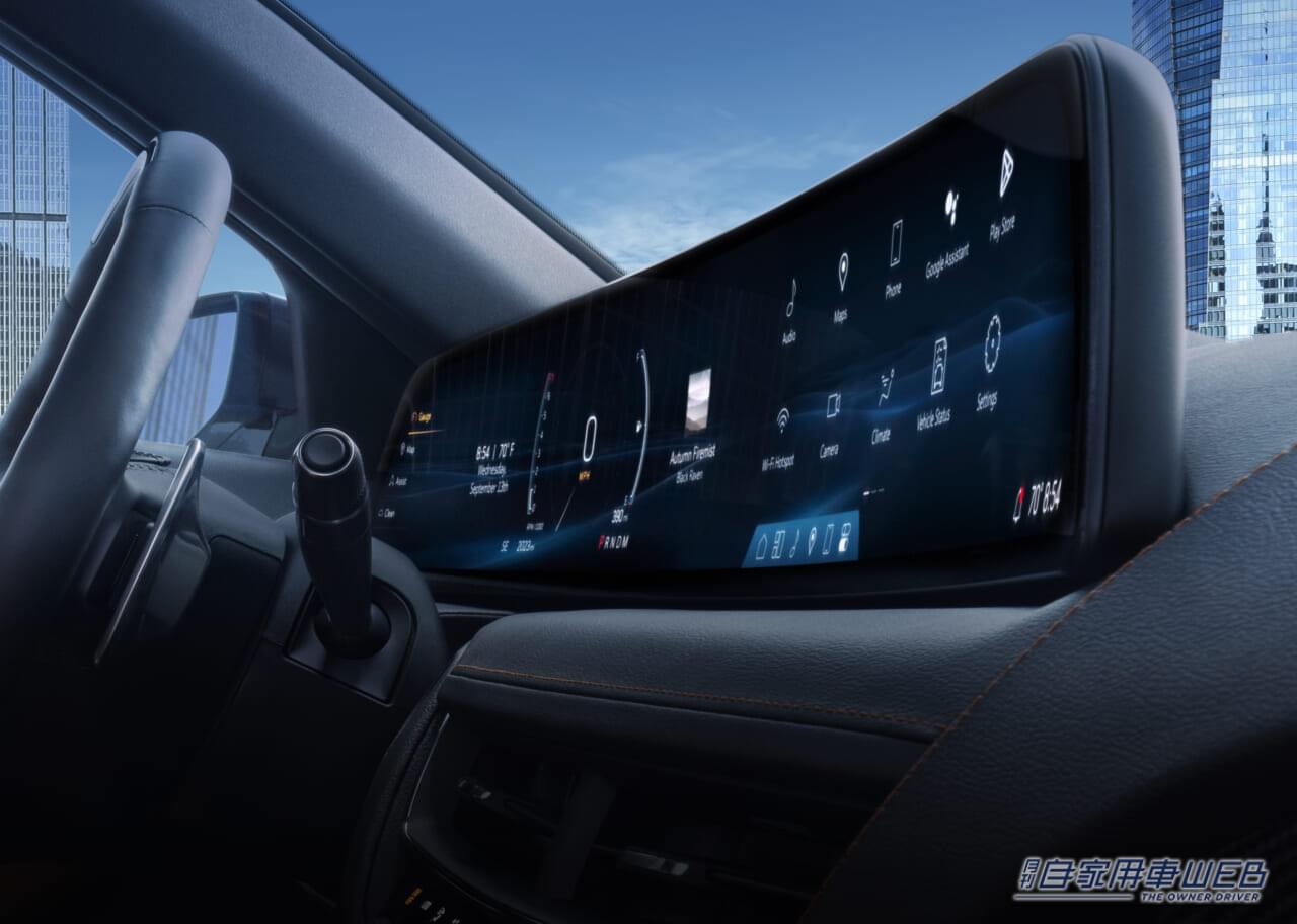 キャデラック CT5|次世代デザインと本格スポーツセダンの走りが融合 改良新型「キャデラック CT5」が日本上陸 33インチ大型ディスプレイ採用でモダンに!