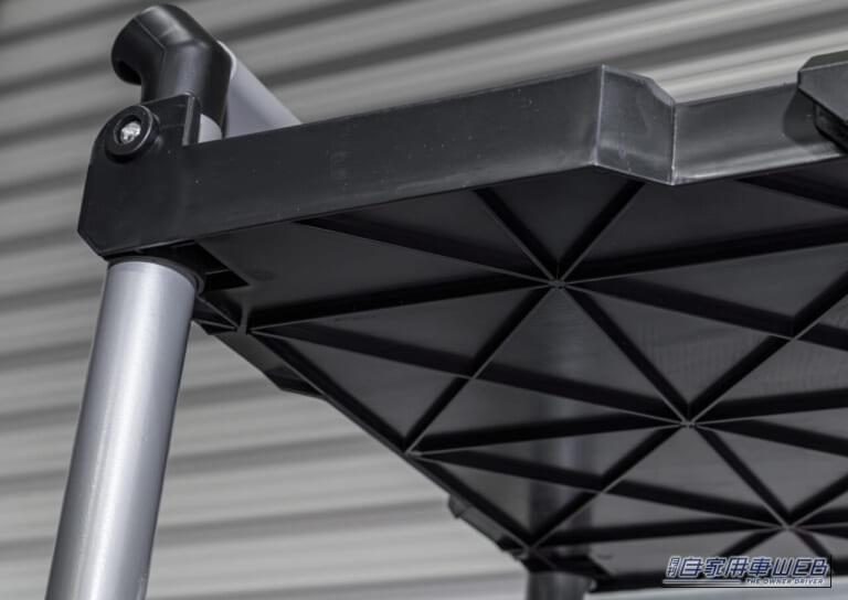 クラフトワークス クラフトワゴン（ファンスタンダード）のトレイ補強部分｜「この発想はなかった…」とんでもない格納性！クルマの空いたスペースにもスッポリ積載。一度使うと手放せない、超便利アイテムを紹介！［クラフトワゴン］