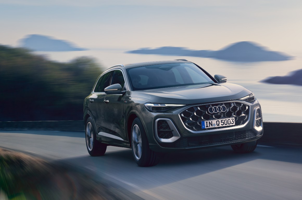 ｜アウディA5/Q5が大幅アップデート【最先端コクピットに刷新、運転支援機能も大幅に強化】