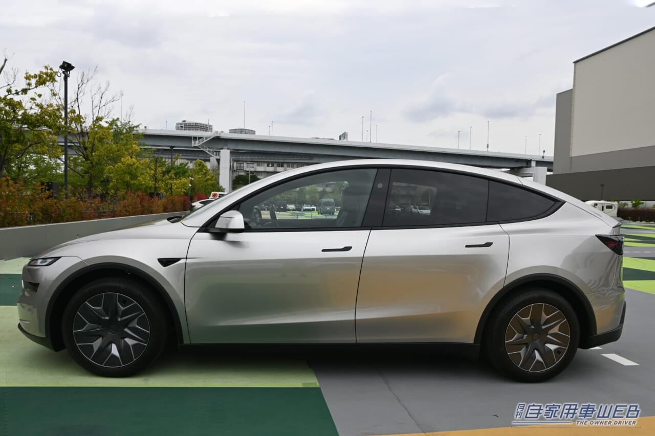 |テスラ、日本市場狙い撃ちの「モデルY L」発売。127万円の補助金で“3列シートBEV”がグッと身近に