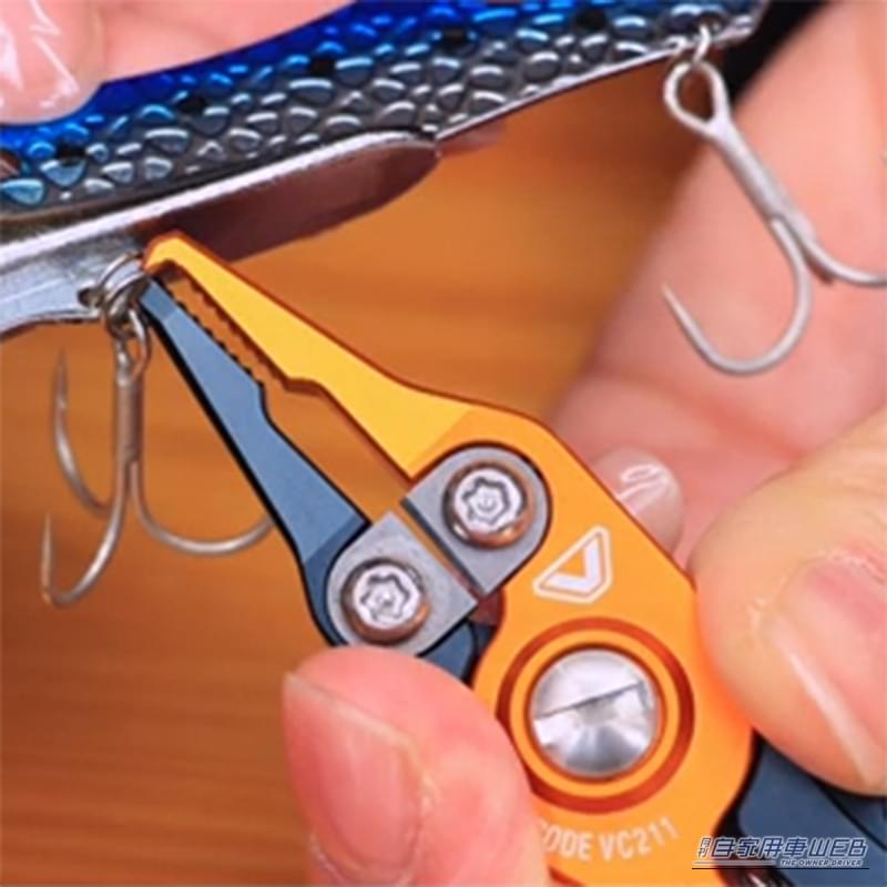 ｜「えっ…コレめっちゃいいじゃん」ただのプライヤーじゃない。日常にあると地味に便利なコンパクト&多機能工具を紹介！