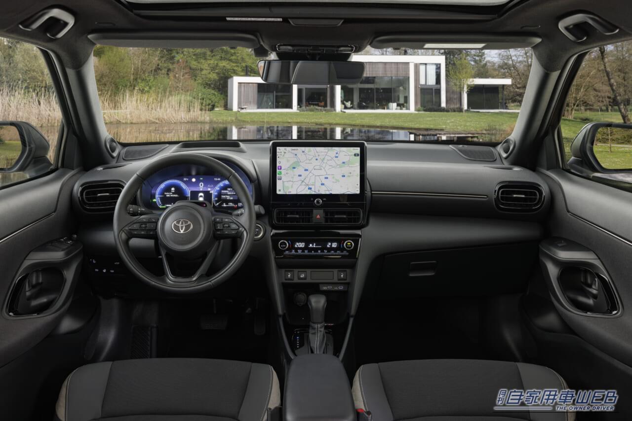 ｜ヤリスクロス、欧州で大幅改良を実施。最新フェイスリフトで、顔立ちイメージを一新【走りの資質もさらに向上】