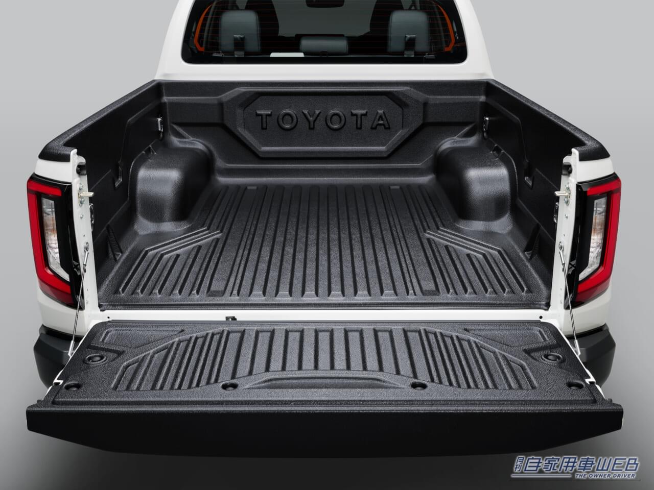 |新型「ハイラックス」国内導入を発表。内装&装備が大進化した、最強の「遊びクルマ」500万円切りで登場!