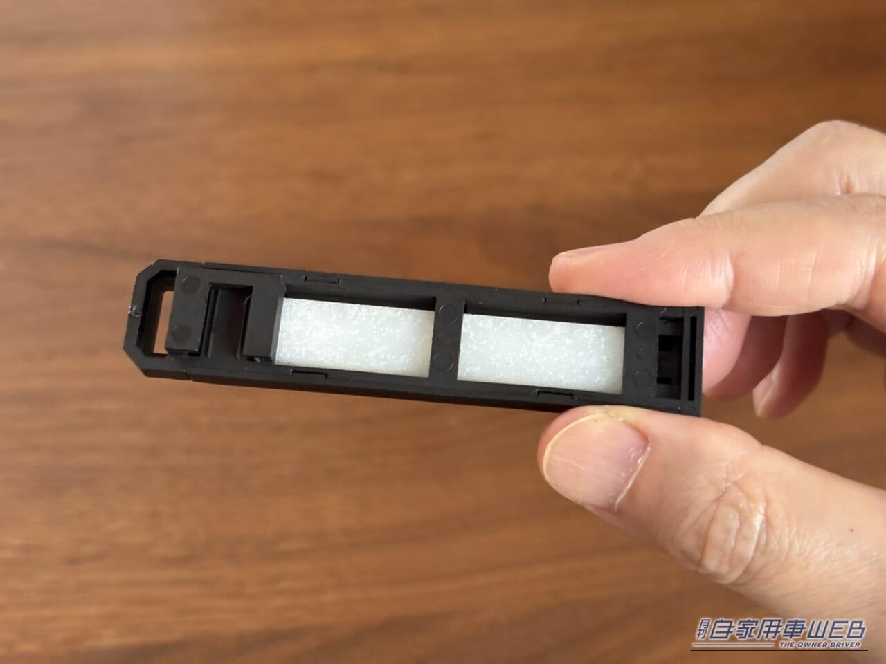 ｜「装着後スグに効果を実感」あらゆる車種に対応。愛車をさりげなくレベルアップさせるアイテムを紹介［ゴードンミラー ACクリップ エアフレッシュナー スティックタイプ］