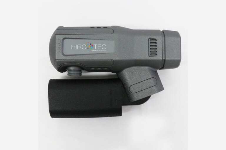 ヒロ・コーポレーション 高圧洗浄機 ペットボトル対応 HDL-4349 収納時｜「このアイデア最高か…」ペットボトル活用で手軽に使用OK。充電式でコードも不要！あらゆるシーンで大活躍のアイテムを紹介