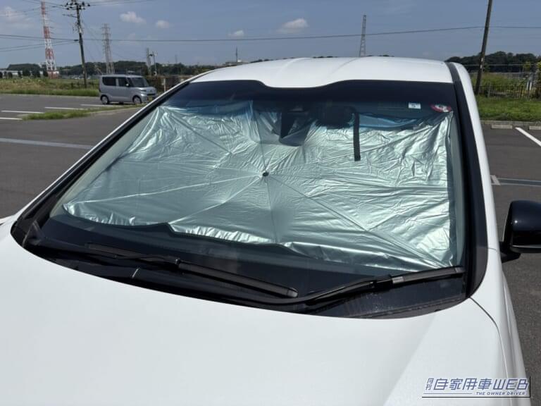 ワンタッチサンシェード Lサイズ SEIWA ホンダ フリードに設置｜「TVでも紹介されたテク」灼熱の車内を素早く換気する方法。実際に試してみた結果がスゴかった！