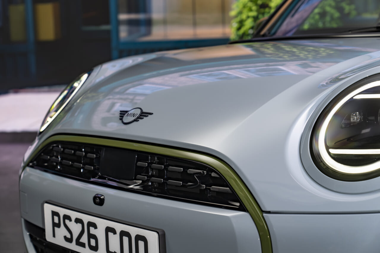 |伝統の「ポールスミス」が復活!MINI ポール・スミス・エディションの予約開始【価格は465万円から】