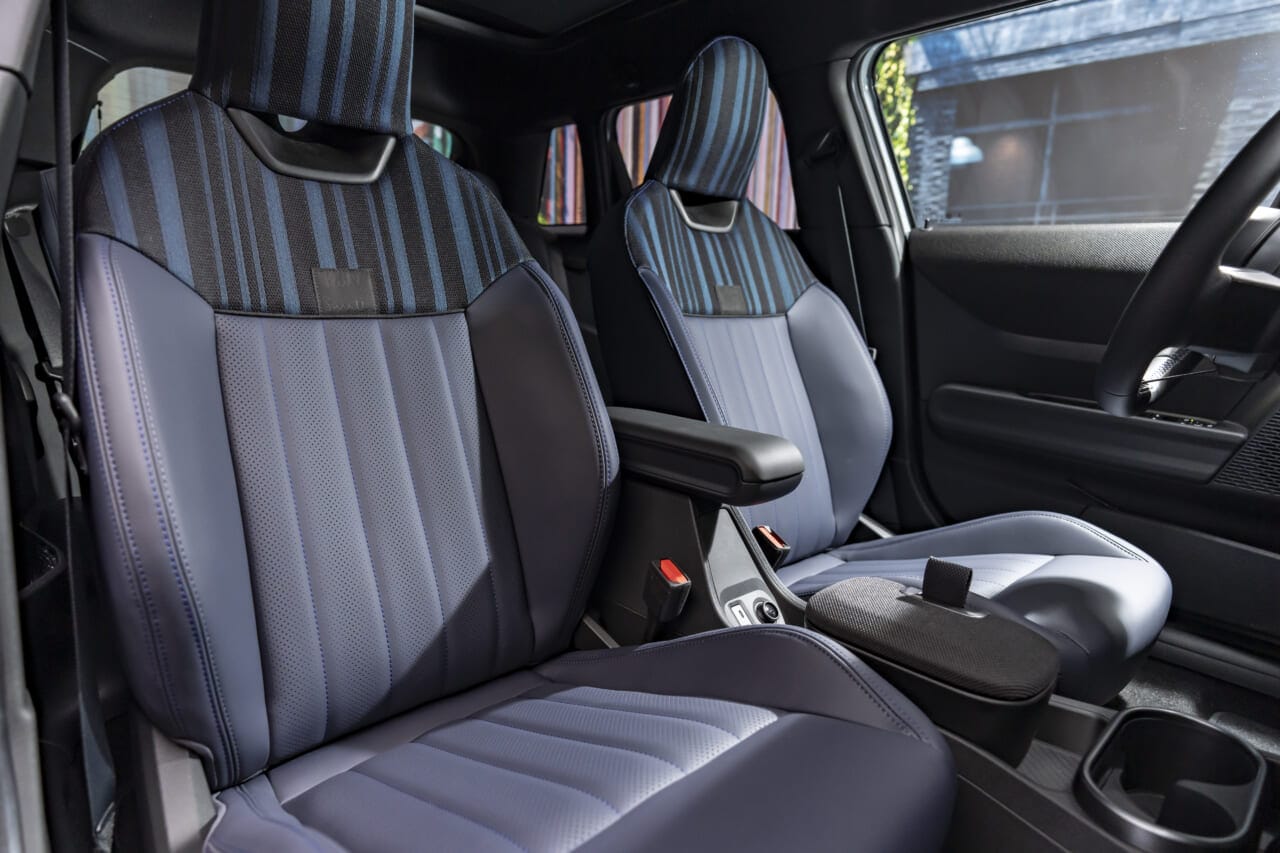 ｜伝統の「ポールスミス」が復活！MINI ポール・スミス・エディションの予約開始【価格は465万円から】