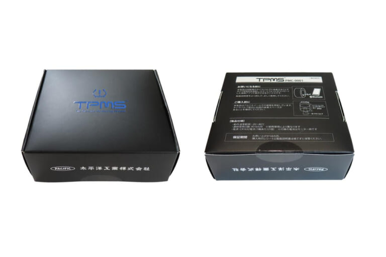 タイヤ空気圧センサー（キャップ式）TPMS PMC-0001 ［太平洋工業］ パッケージ｜「ヤバ…これナシでよく走れるわ…」欧米や中国では搭載が義務化されたTPMS。日本の未対応車にも1分で取付可能なアイテムを紹介。あらゆる車種に装着可能