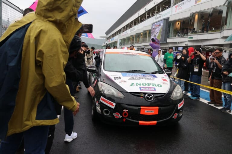 3位となったDXLアラゴスタNOPRO☆DEMIO｜【富士24時間レース2026】最小排気量ST-5Fクラスに見る、スーパー耐久のチェッカー至上主義が生んだ不屈の精神