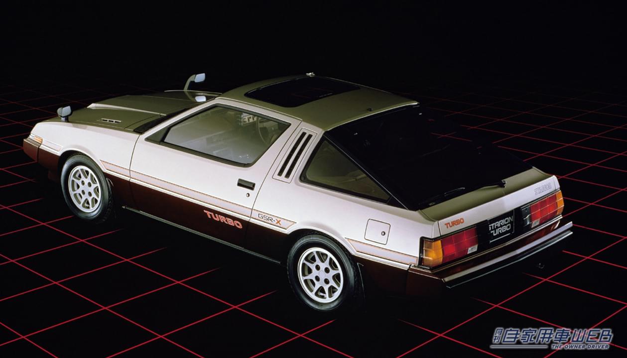 スタリオンターボ2000GSR-Ⅲ(リア)|「ジャッキー・チェンも爆走したFRターボ」直線基調のウェッジシェイプは、今見てもめちゃくちゃスタイリッシュ!