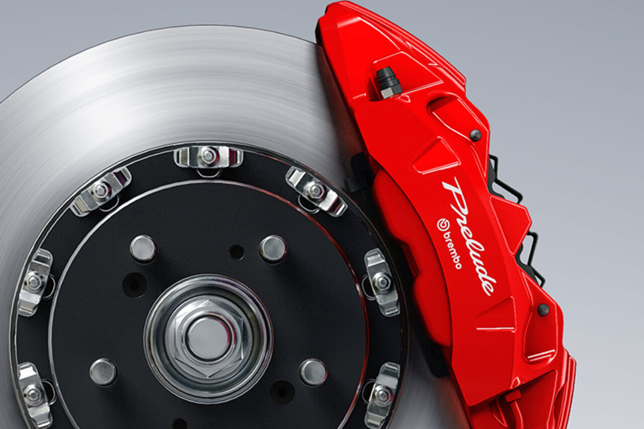 Brembo社製フロントアルミ対向4ポットキャリパー（レッド/PRELUDEロゴ入り）｜これぞ、黄金時代のプレリュード。心を奪われる「深く、妖しく煌めく紅」で新登場【特別仕様車2027リミテッドエディション】